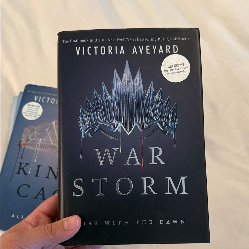 Red Queen Series by Victoria Aveyard Glass Sword King’s Cage War Storm - Picture 6 of 9